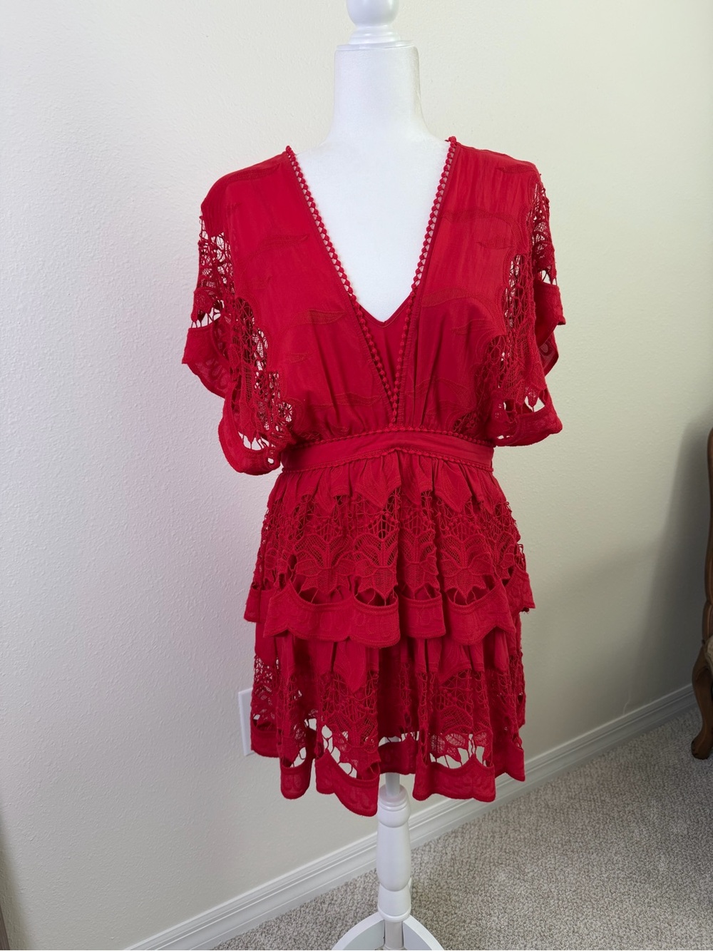 Farm Rio Richelieu Mini Dress in red - Picture 2 of 9